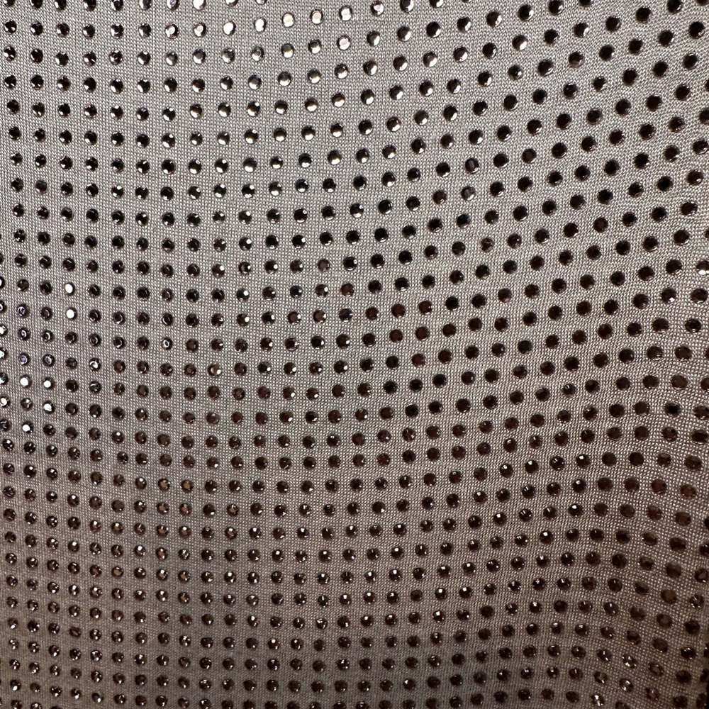 Royal Underground Sparkling Mauve Tank Top - Picture 5 of 6